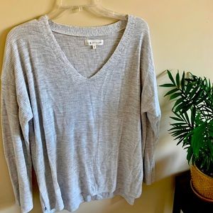 Light gray XL Lou and Grey LOFT sweater